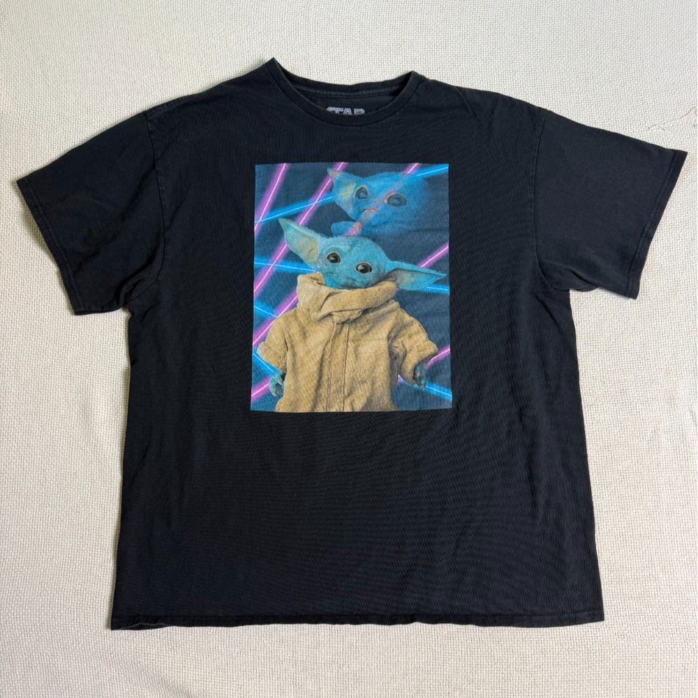 Star Wars Grogu Baby Yoda Men's XL Black Graphic T-Shirt The Mandalorian